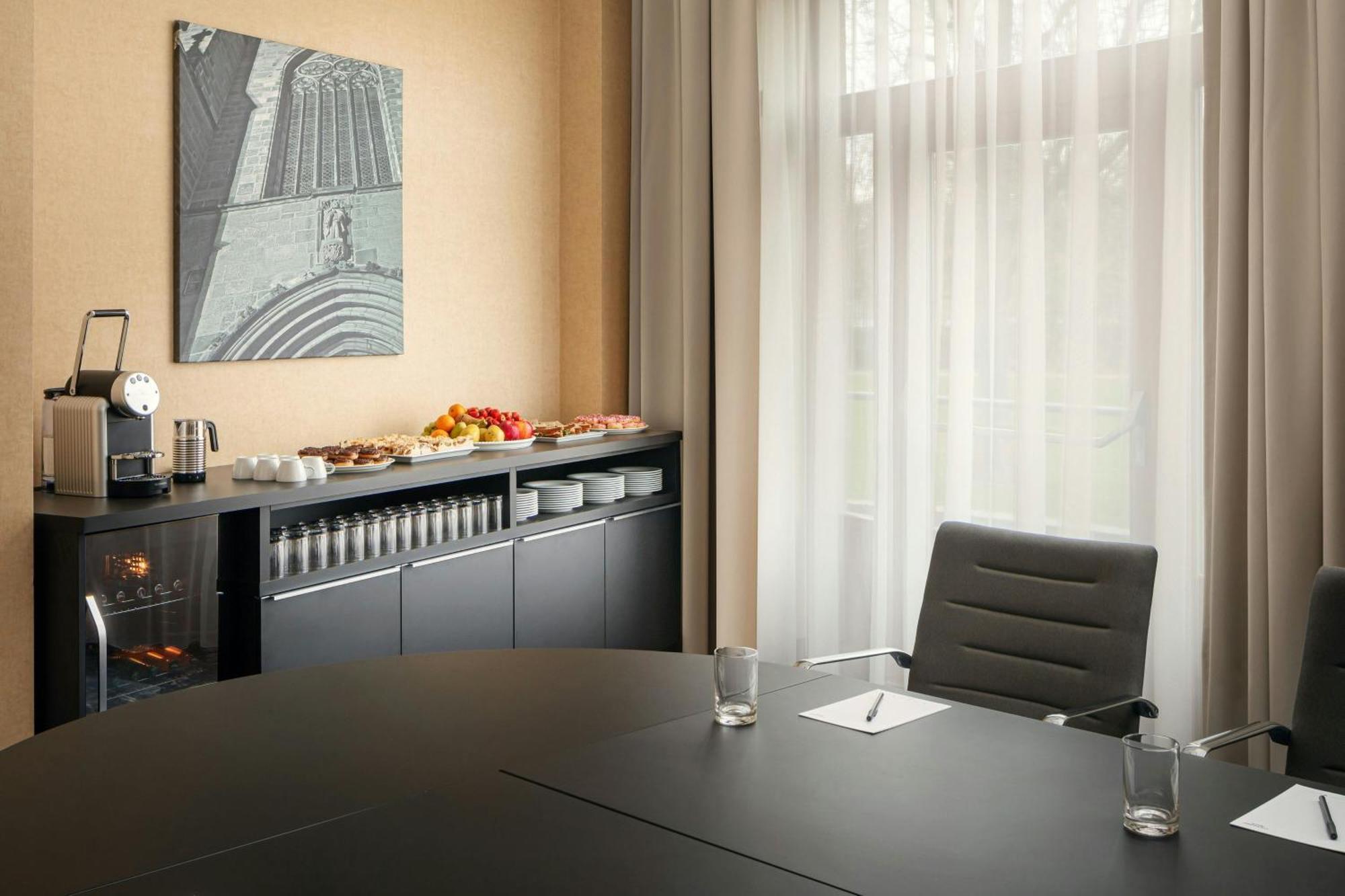 Courtyard By Marriott Pilsen Hotel Kültér fotó