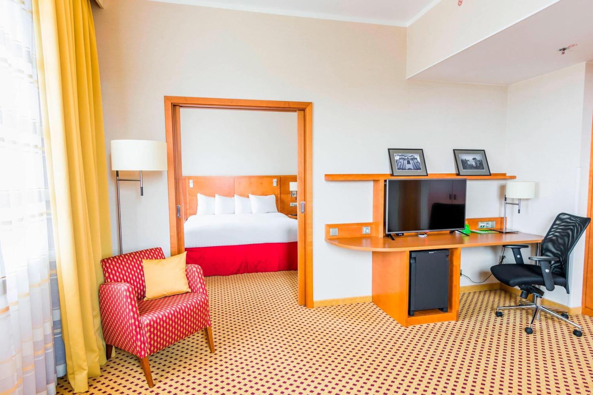 Courtyard By Marriott Pilsen Hotel Kültér fotó