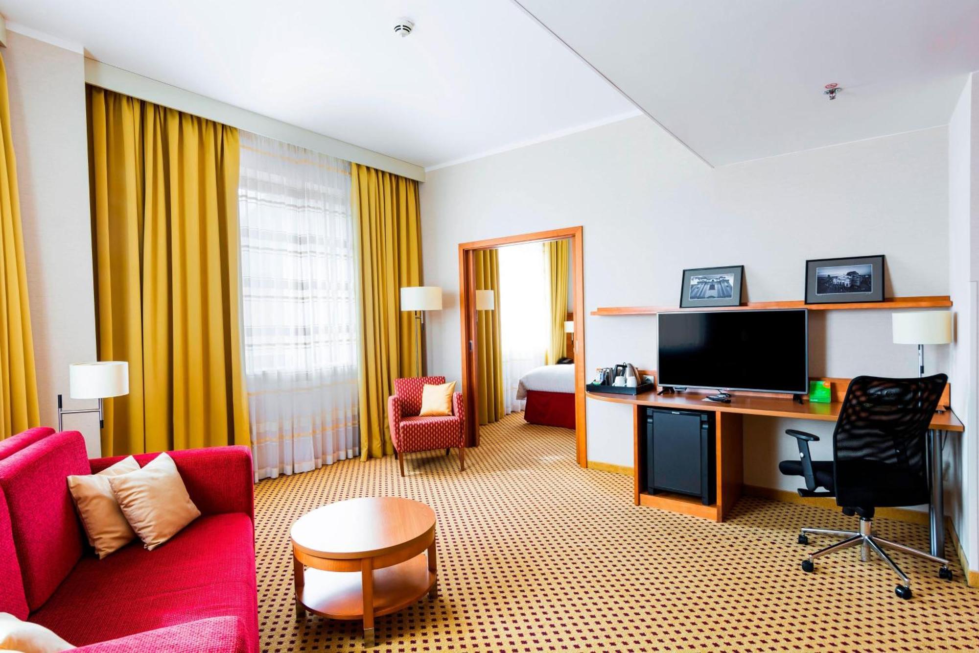 Courtyard By Marriott Pilsen Hotel Kültér fotó