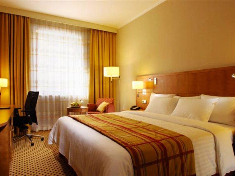 Courtyard By Marriott Pilsen Hotel Kültér fotó